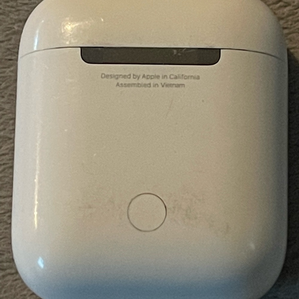 AirPods (2 generation)